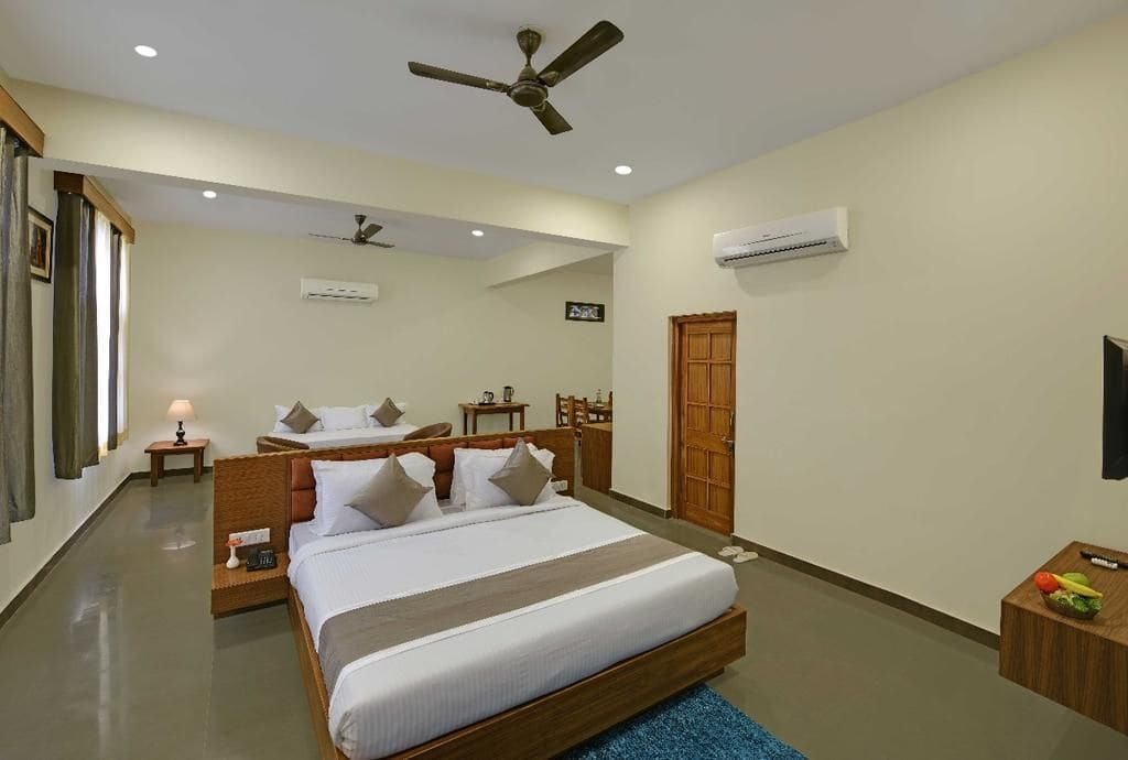 Palm Valley Svasti Resort Nāi Kültér fotó